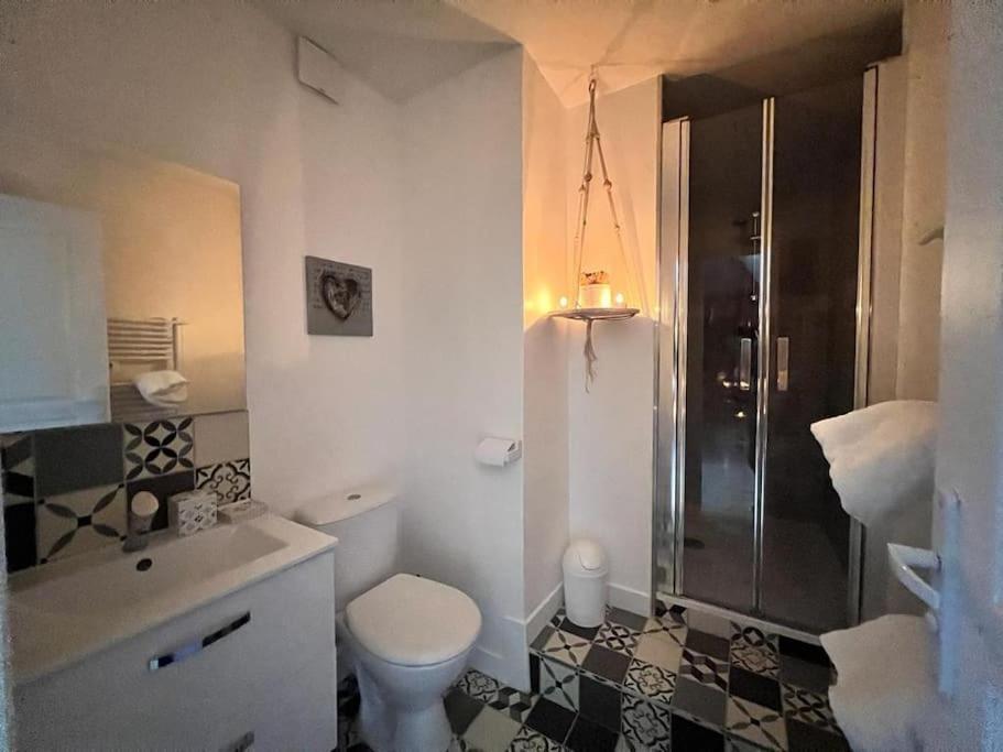 Suite Romance - Jacuzzi Moret-sur-Loing Kültér fotó